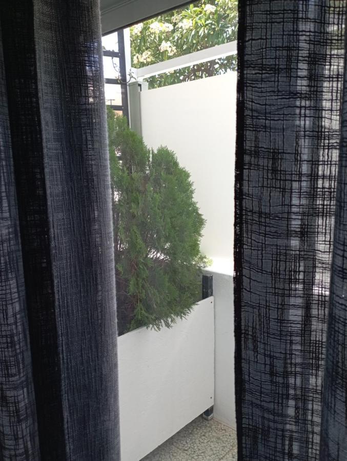Το Διαμερισμα Τησ Μαιρησ Or Mary'S Apartment Paradeísion Eksteriør billede